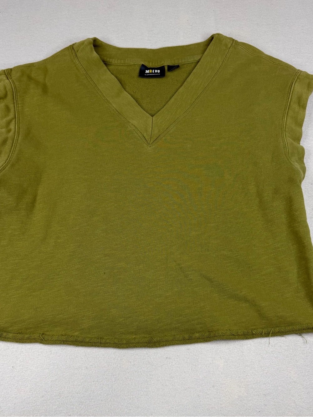 Maeve Anthropologie Olive Green Raw Hem Cropped Sweatshirt Large